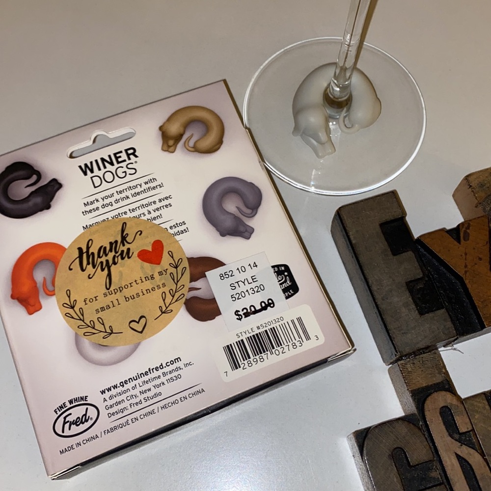 🆕FRED Fine Whine ‘Winer Dogs’ Markers - Picture 7 of 8